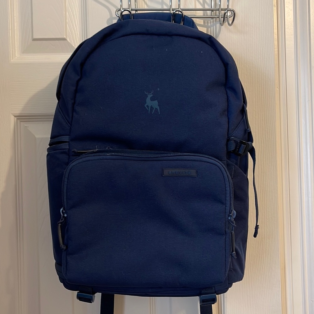 Brevite camera backpack NWOT